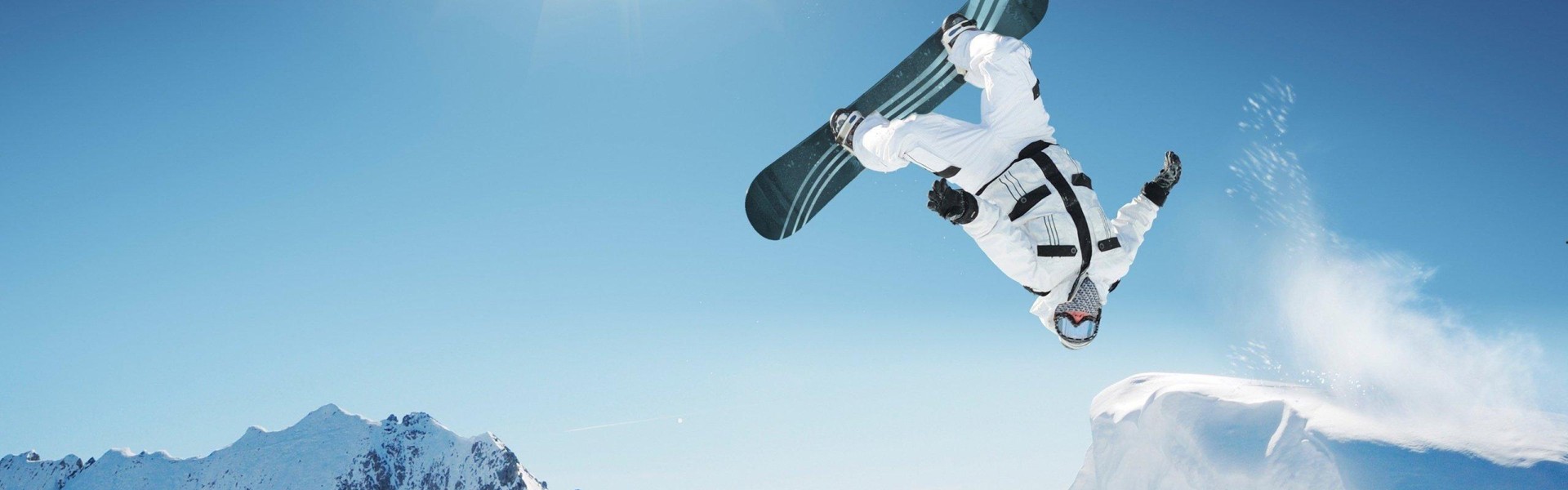 okooo_骑士新援朗佐·鲍尔夏日特训挥汗如雨，誓言以巅峰状态迎战新赛季