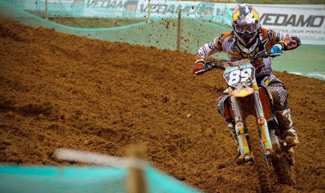 澳客官方网-雷霆新星卡森-华莱士，攻防兼备的球迷宠儿