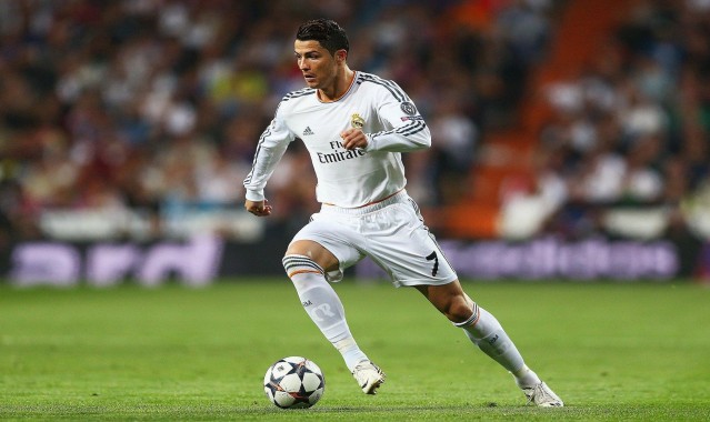 澳客网 官网|迪巴拉伤愈回归首发出战，罗马热身赛展现进攻新气象