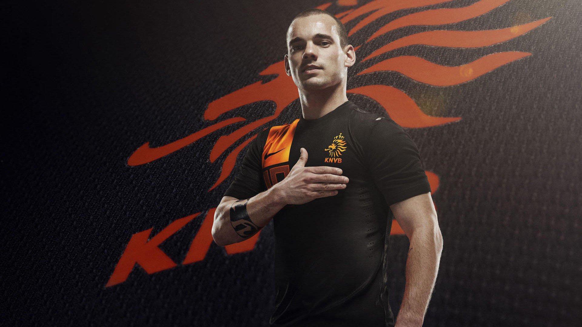 生理年龄仅30岁！莱万揭秘青春密码，科学训练与自律让我比实际年龄年轻近7岁