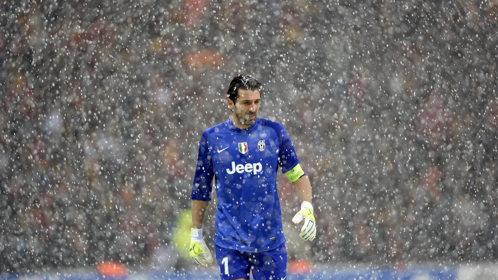 瀚森赴美日记，篮网试训展潜力，新疆美食慰乡愁，少年逐梦步履不停