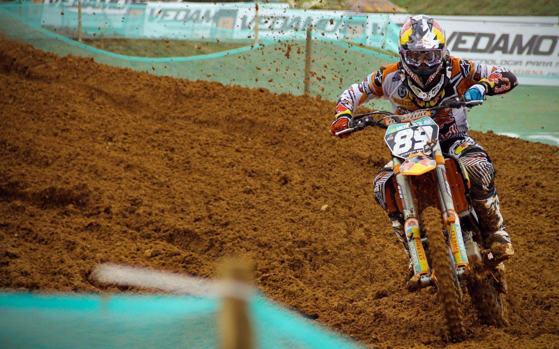 巴黎防线崩盘，半场失三球，八场神话终结